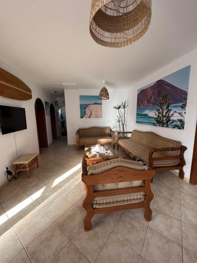 Pura Vida Surf Camp & School Hostel La Oliva Exterior photo